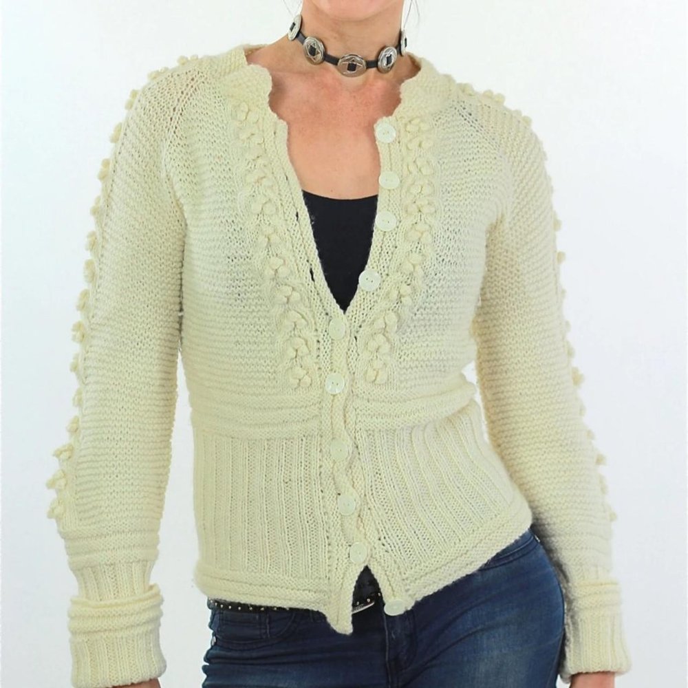 Vintage chunky knit grandma sweater
